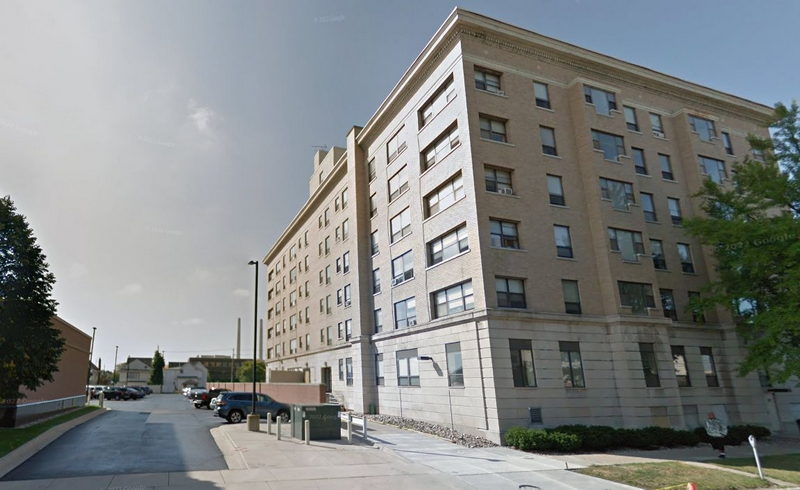 Capitol Park Motor Hotel - 2022 Street View (newer photo)